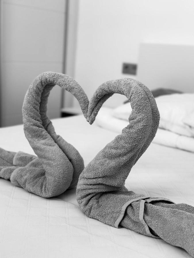 Beach Apartment ตอร์เรเวียคา ภายนอก รูปภาพ